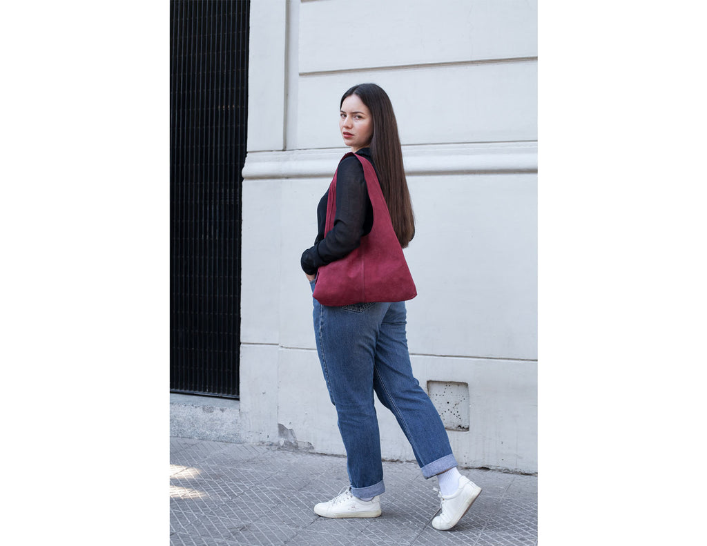 NUEVA! // Cartera Niebla burdeo