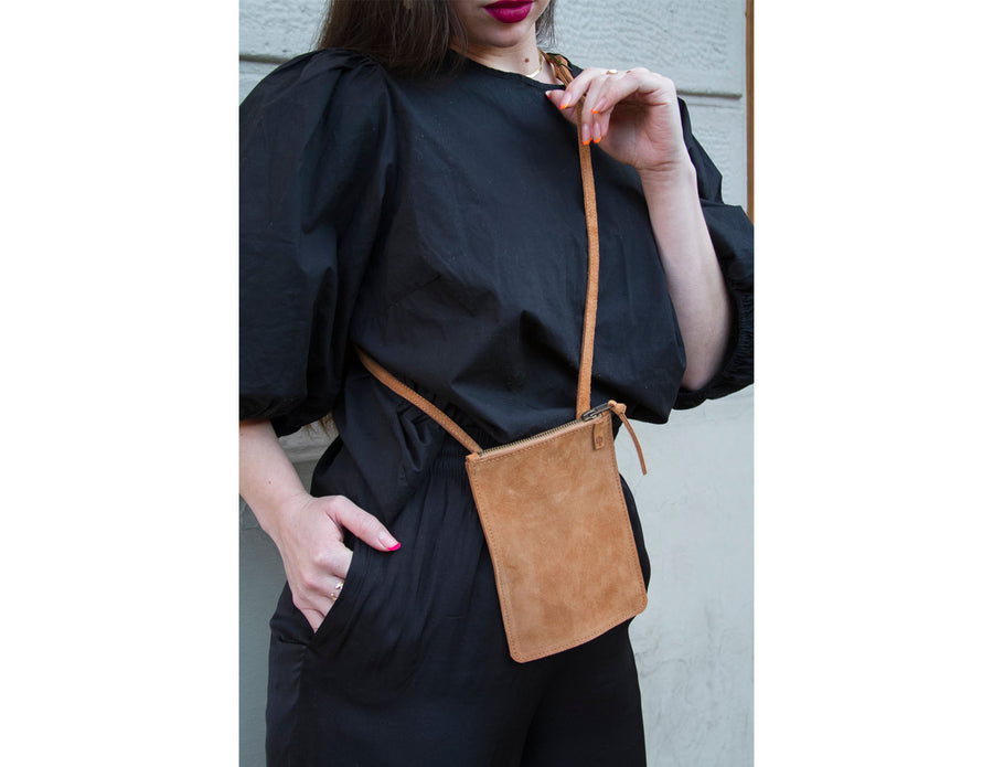 NUEVA! // Cartera Copao Caramelo