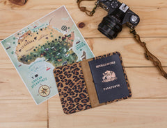 Porta pasaporte estampado Leopardo (a pedido y listo en 5 días hábiles)