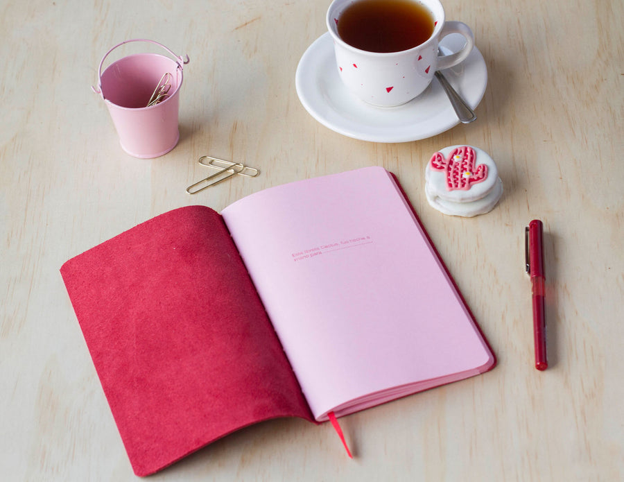 Cuaderno Rojo- Hojas rosadas