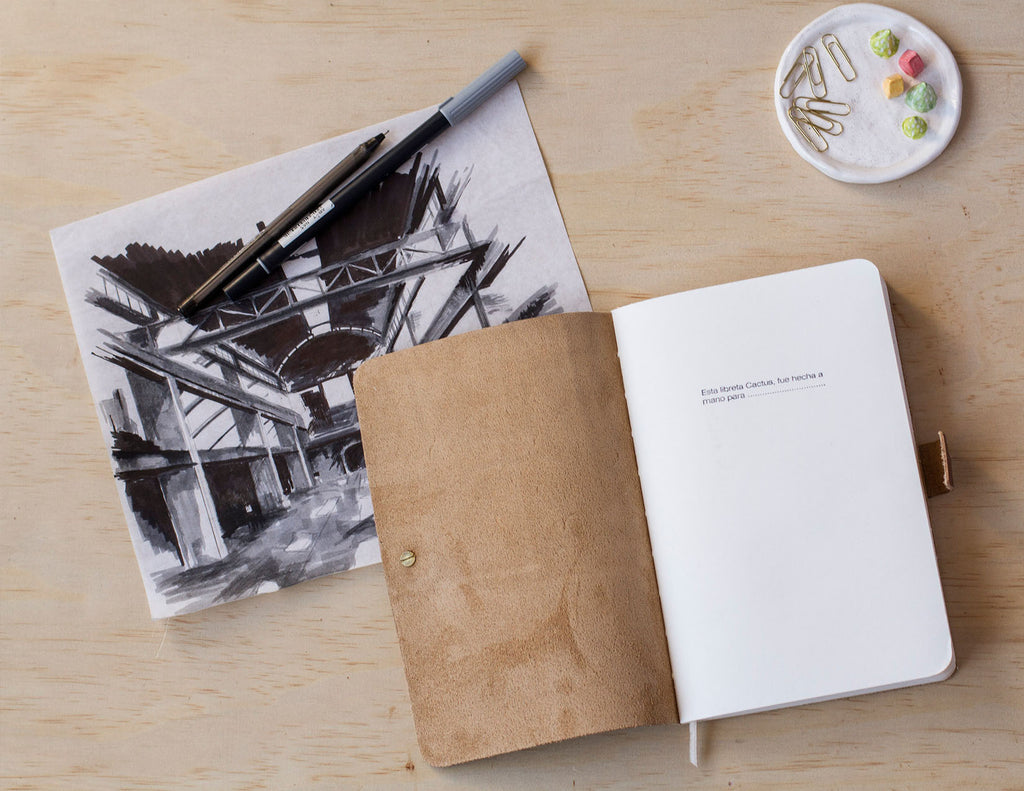 Cuaderno de Cuero tostado con Broche